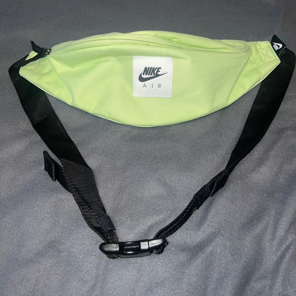 Nike fannypack